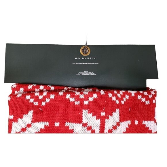 NWT Knitted Christmas Tree Skirt - Size 48" - Snowflakes - Red & White - NEW - Picture 8 of 8